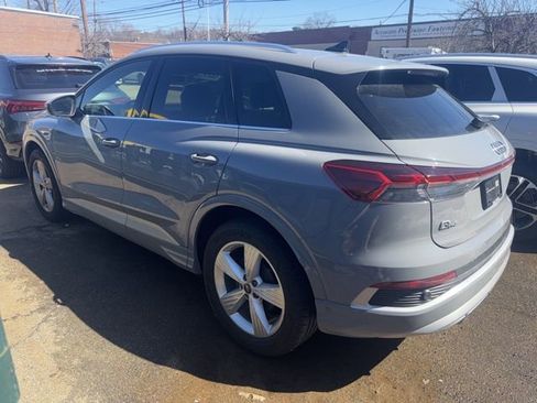 Certified 2024 Audi Q4 e-tron Prestige image 4