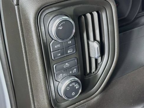 Used 2024 GMC Sierra 1500 Pro w/ Graphite Edition AWD/4WD image 10
