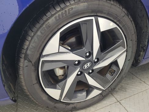 Used 2023 Hyundai Elantra SEL w/ Convenience Package FWD image 31