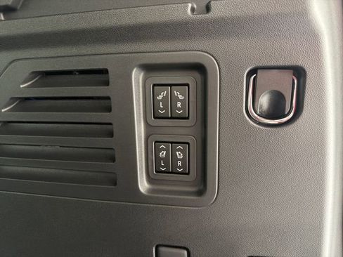 New 2026 Chevrolet Traverse RS AWD/4WD image 20