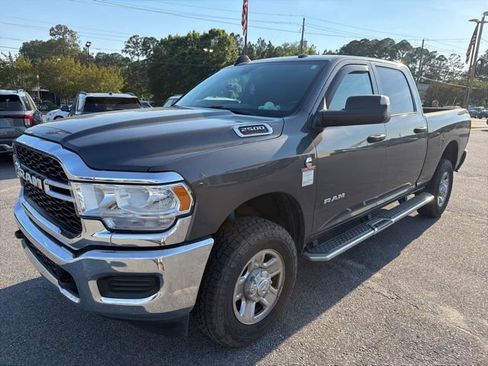 Used 2022 RAM 2500 Tradesman AWD/4WD image 3
