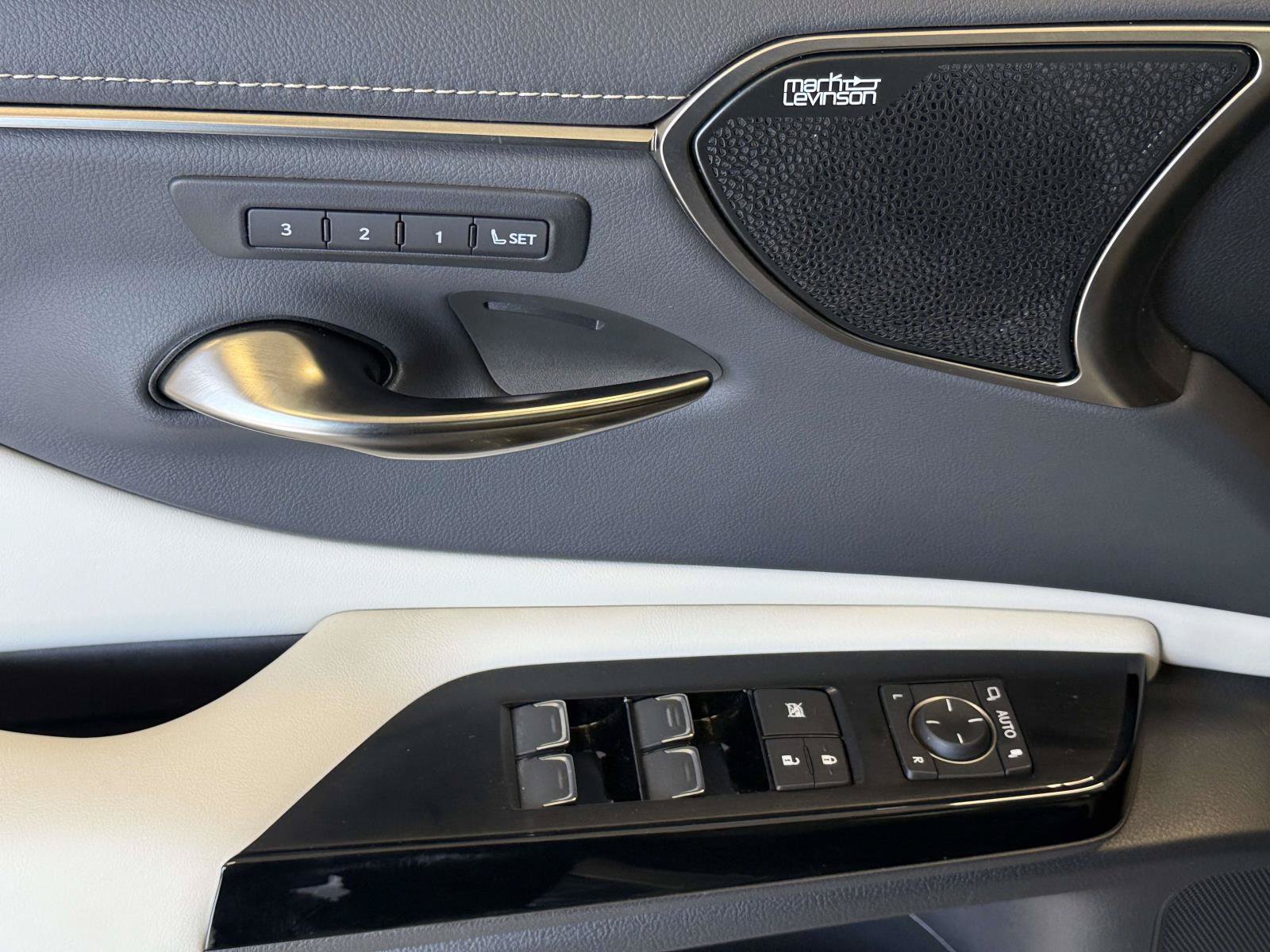 Certified 2024 Lexus ES 350 Ultra Luxury FWD image 21