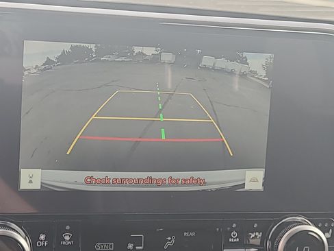 Used 2023 Toyota Highlander Limited AWD/4WD image 29