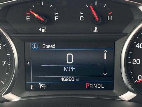 Used 2024 Chevrolet Equinox LT FWD image 16