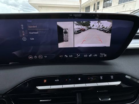 Certified 2025 Buick Enclave Preferred FWD image 25
