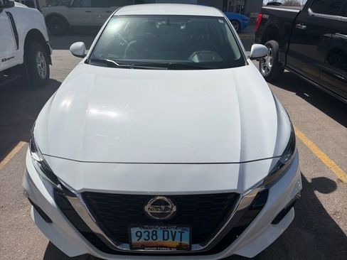 Used 2019 Nissan Altima 2.5 S AWD/4WD image 2