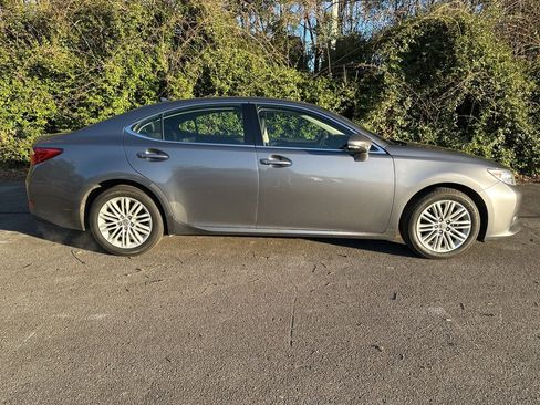 Used 2014 Lexus ES 350 image 2
