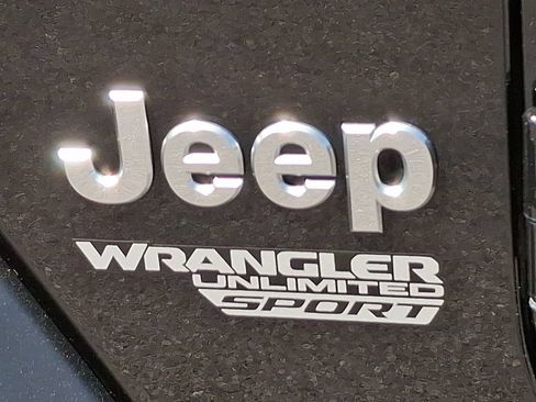 Used 2020 Jeep Wrangler Unlimited Sport S AWD/4WD image 28