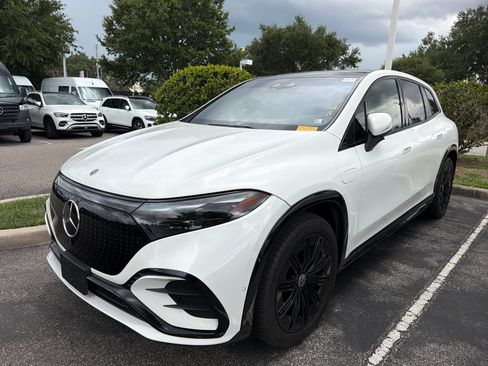 Certified 2023 Mercedes-Benz EQS 580 4MATIC SUV image 4