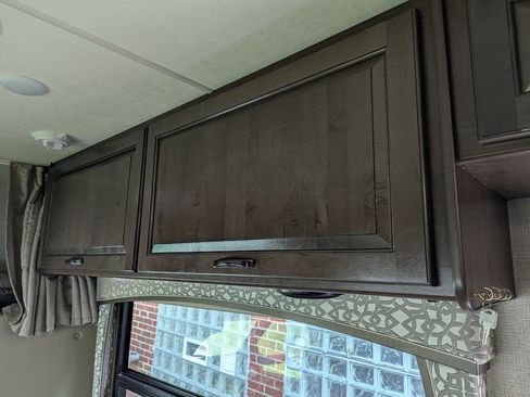 Used 2017 Ford E-450 and Econoline 450 Super Duty w/ Motorhome Prep Package RWD image 35