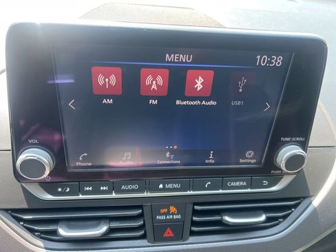 Used 2024 Nissan Altima 2.5 SR FWD image 29