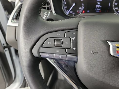 Certified 2025 Cadillac XT6 Premium Luxury FWD image 24