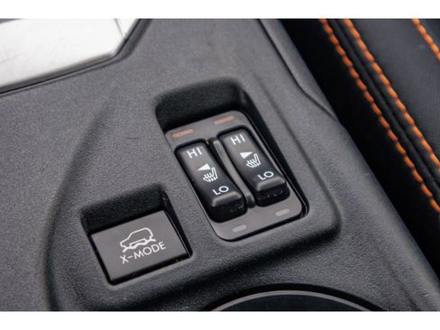 Used 2019 Subaru Crosstrek 2.0i Premium w/ Eyesight System image 28