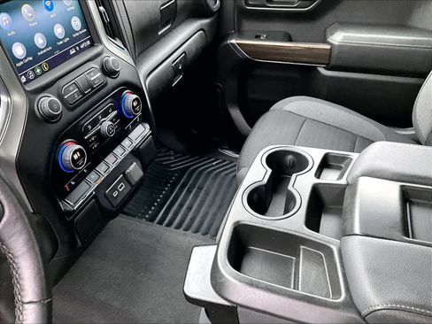 Used 2022 Chevrolet Silverado 1500 LT image 20
