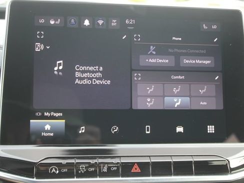 Used 2025 Jeep Compass Latitude w/ Convenience Group AWD/4WD image 4
