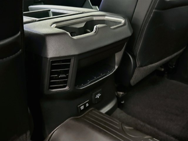 Used 2024 Toyota Tundra Limited AWD/4WD image 25