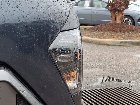 Used 2025 Hyundai Kona SEL image 9