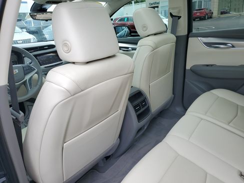 Used 2021 Cadillac XT5 Premium Luxury AWD/4WD image 14