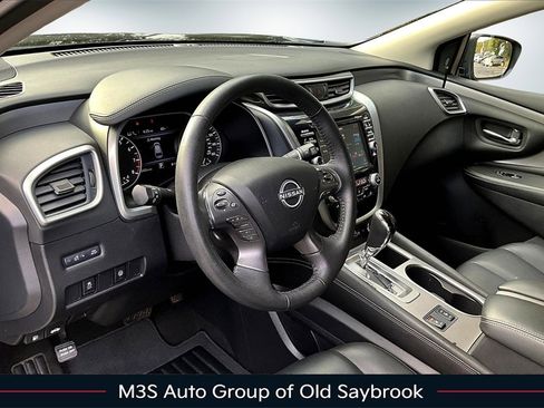 Used 2023 Nissan Murano SV w/ SV Midnight Edition Package image 16