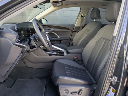 Certified 2025 Audi Q5 Premium w/ Convenience Package AWD/4WD image 22