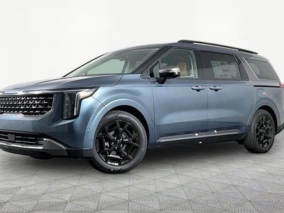 New 2026 Kia Carnival SX w/ SX Dark Edition Package