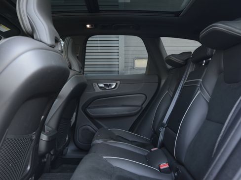Used 2019 Volvo XC60 T6 R-Design w/ Protection Package Premier AWD/4WD image 28