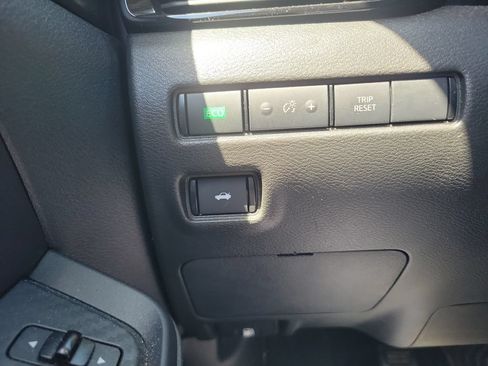 Used 2023 Nissan Sentra SV FWD image 26