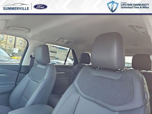 New 2026 Ford Explorer Active RWD image 18