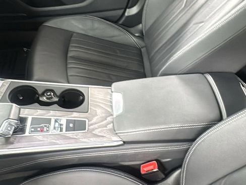 Used 2024 Audi A6 Premium Plus image 31