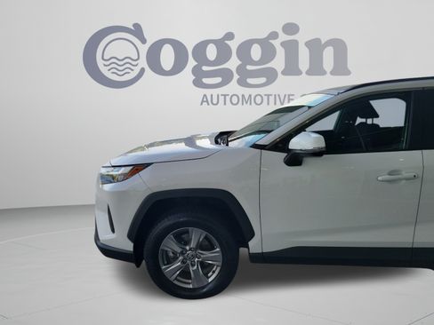 Used 2024 Toyota RAV4 XLE FWD image 36