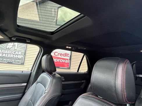 Used 2019 Ford Explorer Sport w/ Equipment Group 401A AWD/4WD image 21