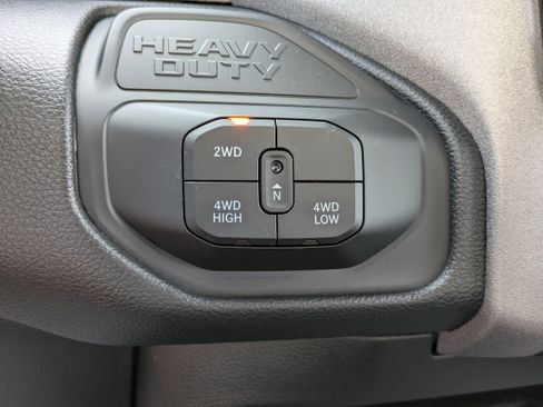 New 2026 RAM 5500 Tradesman w/ Chrome Appearance Group AWD/4WD image 14
