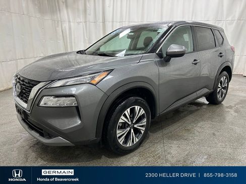 Used 2023 Nissan Rogue SV image 4