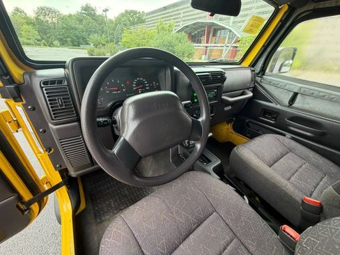 Used 2002 Jeep Wrangler X AWD/4WD image 52