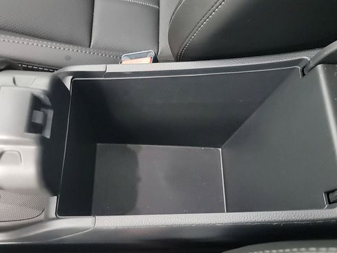 Certified 2025 Honda HR-V EX-L image 34