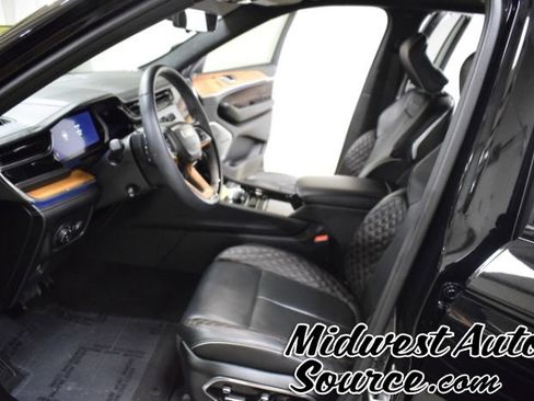 Used 2024 Jeep Grand Cherokee Summit image 14