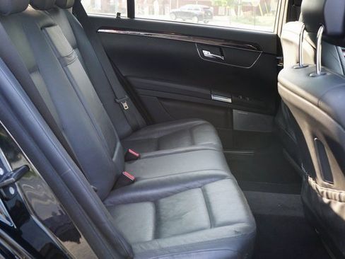 Used 2011 Mercedes-Benz S 550 image 11