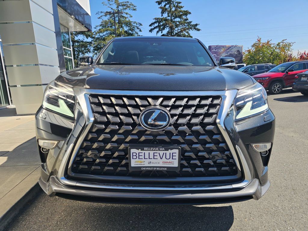 Used 2022 Lexus GX 460 Premium AWD/4WD image 2