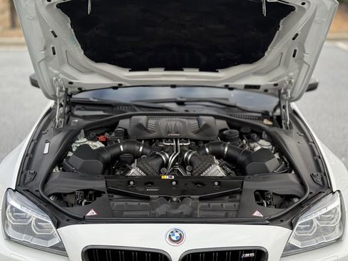 Used 2013 BMW M6 Base image 45