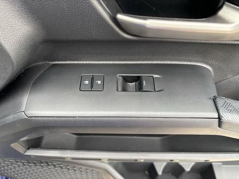 Used 2024 Toyota Tacoma TRD Off-Road image 30