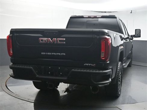Used 2020 GMC Sierra 2500 AT4 w/ AT4 Premium Package image 7