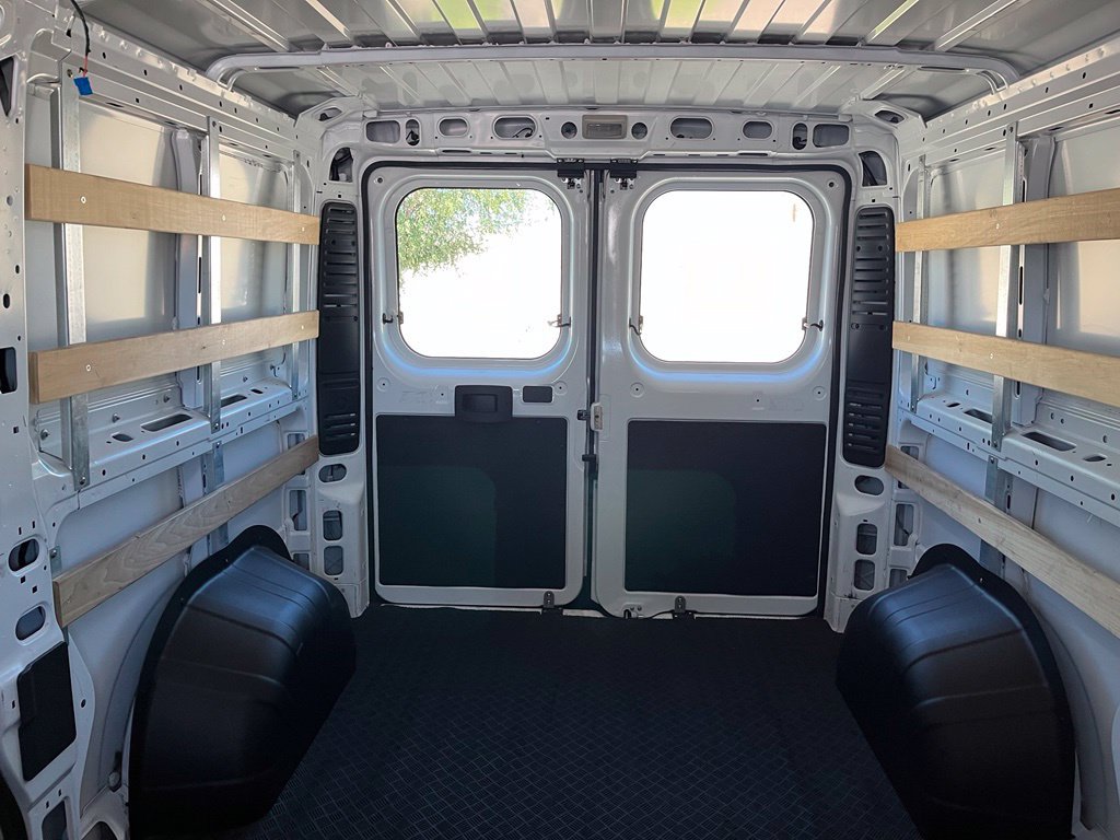 Used 2025 RAM ProMaster 2500 w/ U-Haul Equipment Group FWD image 18