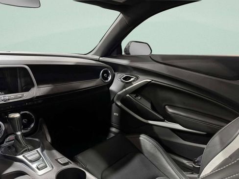 Used 2017 Chevrolet Camaro LT w/ RS Package image 13