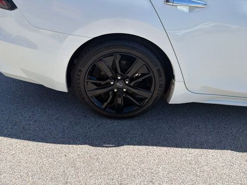 Used 2023 Nissan Maxima SV w/ Floor Mat Group FWD image 43