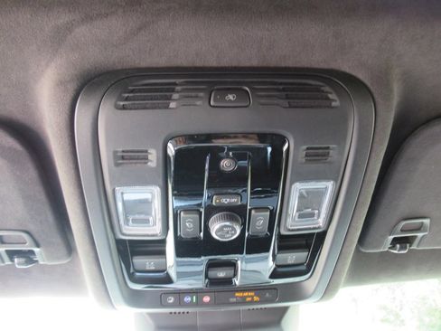 New 2026 Cadillac Escalade ESV Platinum Sport w/ LPO, ONYX Package AWD/4WD image 30