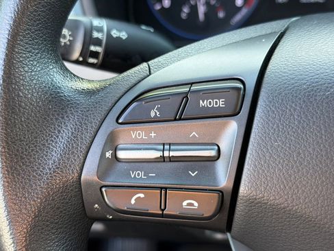 Used 2019 Hyundai Kona SE FWD image 23