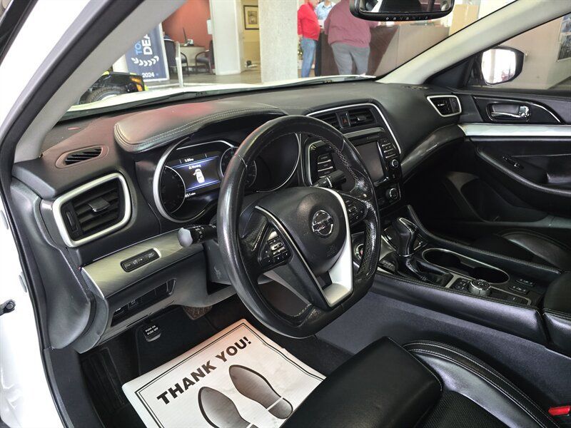 Used 2017 Nissan Maxima 3.5 SV FWD image 8