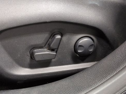 Certified 2022 Jeep Compass Limited image 18