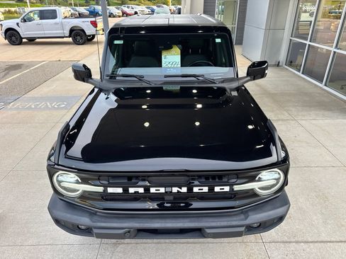 Used 2022 Ford Bronco Outer Banks AWD/4WD image 12