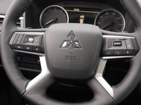 New 2026 Mitsubishi Outlander Trail Edition image 25